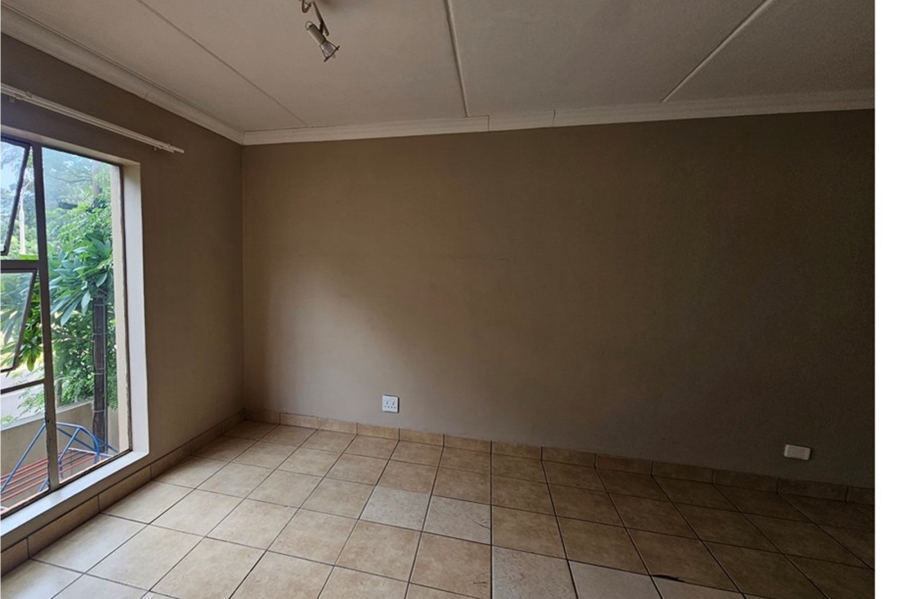 1 Bedroom Property for Sale in Geelhoutpark North West